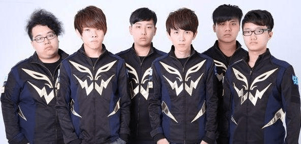 仅是他在国 仅是他在国