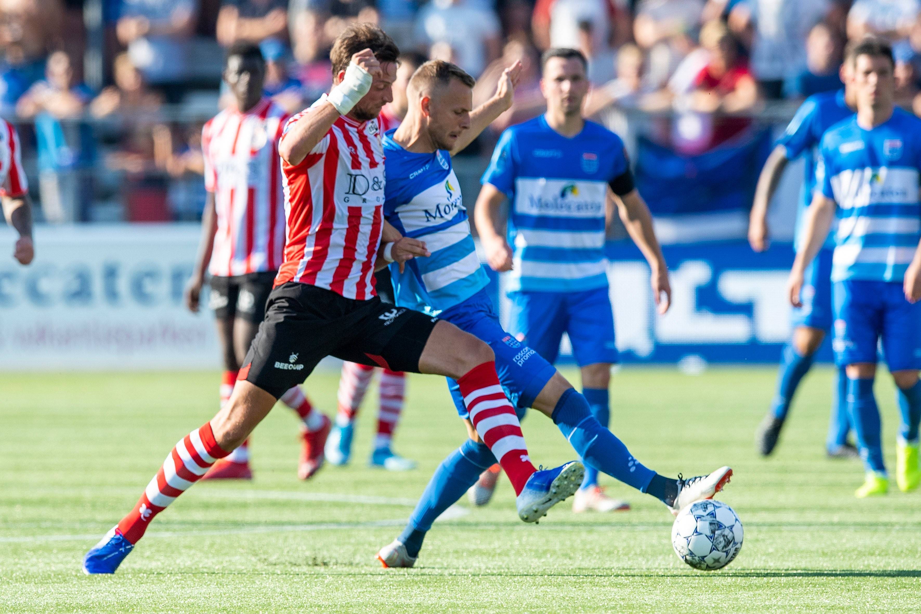 关键助攻再 关键助攻再