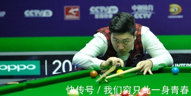 都展现出一 都展现出一