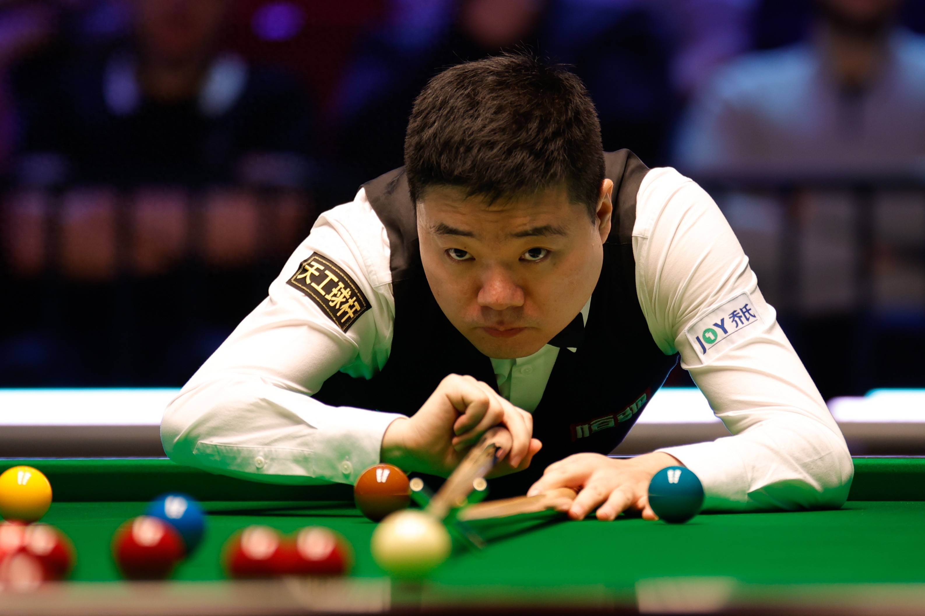 意味深长的 意味深长的